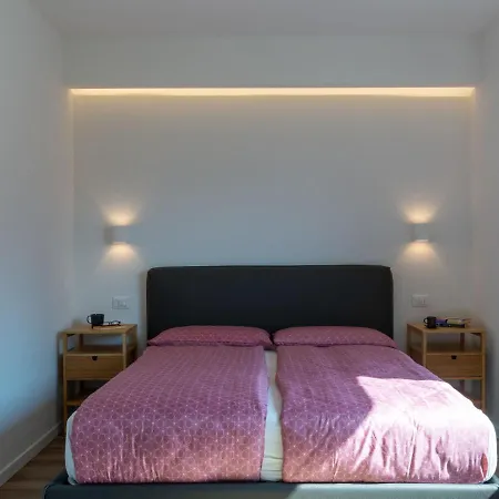 Сasa de vacaciones Brezza Di Lago-3 By Interhome