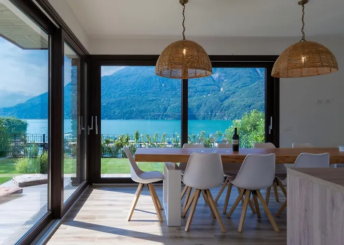 Brezza Di Lago-3 By Interhome