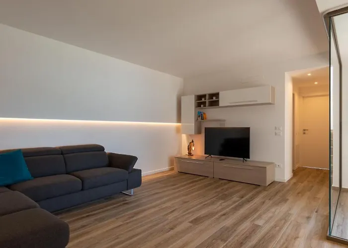 Brezza Di Lago-3 By Interhome Verceia