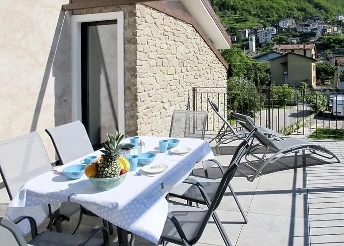 Brezza Di Lago-3 By Interhome