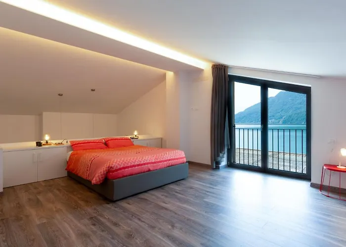 Brezza Di Lago-3 By Interhome