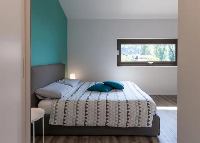Brezza Di Lago-3 By Interhome